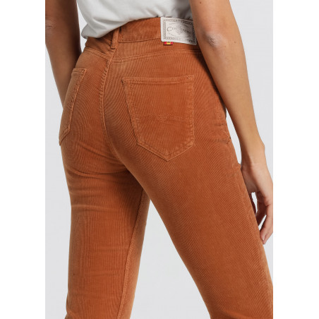Jeans -  Mid Rise : Slim | Size in Inches