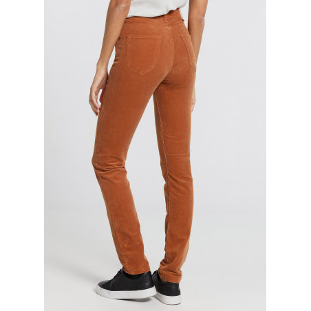 Jeans -  Mid Rise : Slim | Size in Inches