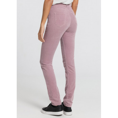 Jeans -  Mid Rise : Slim | Size in Inches