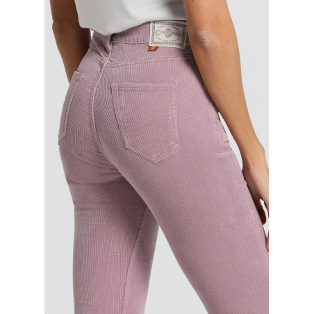 Jeans -  Mid Rise : Slim | Size in Inches