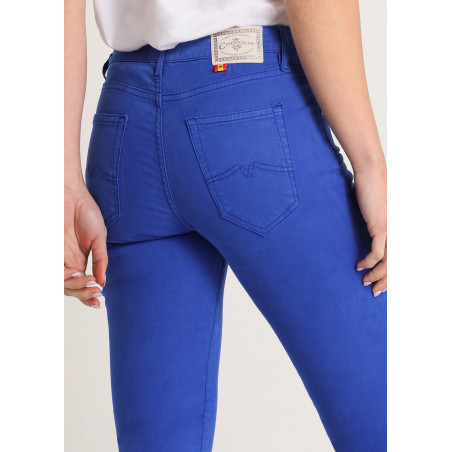 ENYA SATEN - Pantalon skinny ankle - Taille Super basse - Taille en pouces